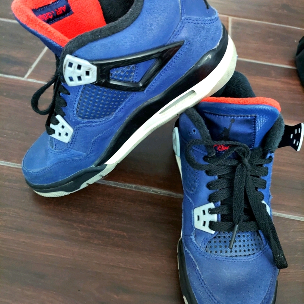 Shoes